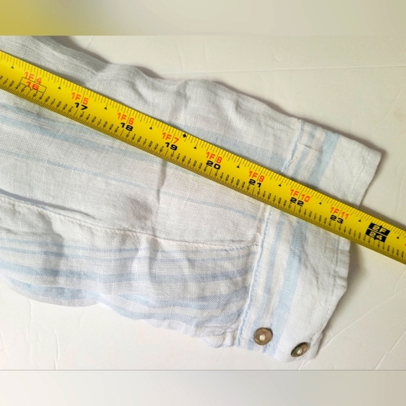 White and Blue Striped Button-Up Shirt - Picture 4 of 8